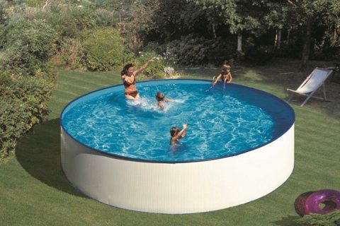Ogrzewanie basenu – jak cieszyć się kąpielą w ogrodzie przez większość roku?